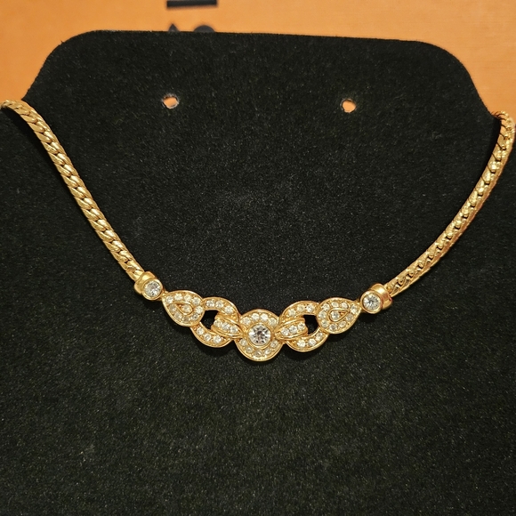 Authentic Vintage Christian Dior Necklace with dust bag,shopping bag ❤️❤️❤️ - Picture 4 of 12